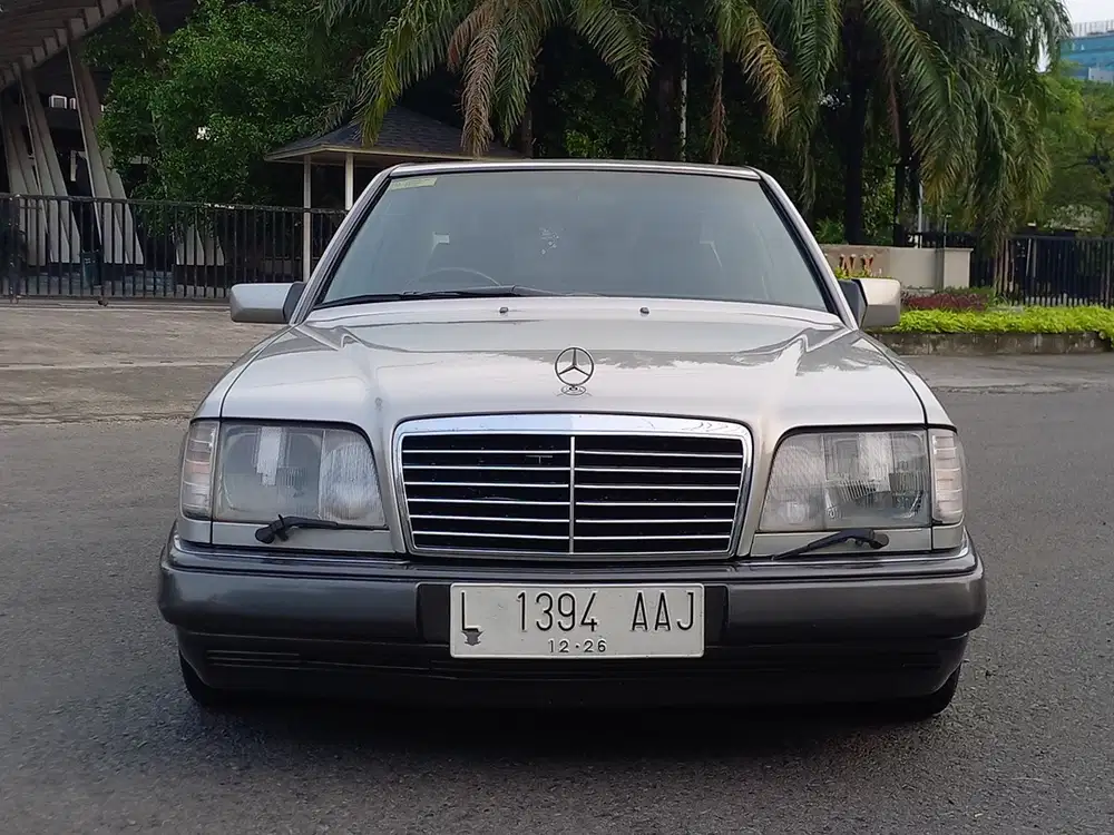 Mercedes Benz E220 1995 Manual Masterpiece
