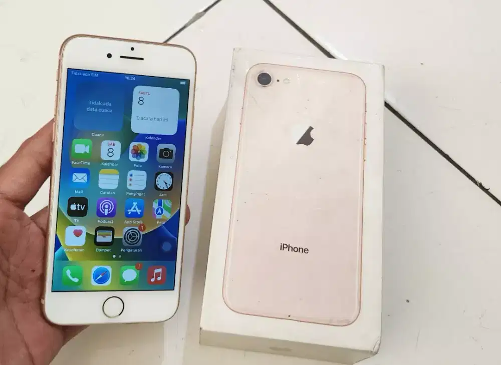 iPhone 8 64gb inter Fullset