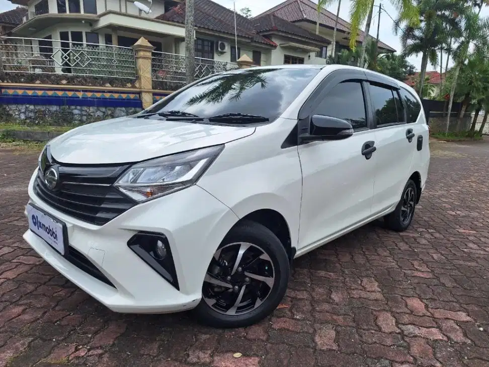 DAIHATSU SIGRA 1.2 R BENSIN MT 2022 KTYN
