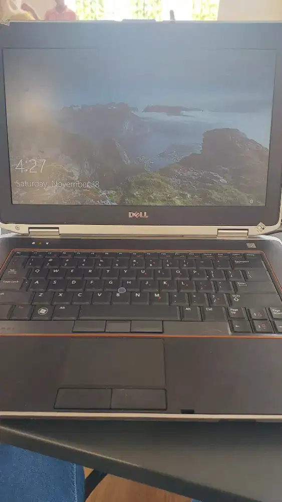 Dijual murah Laptop DELL Latitude 6420