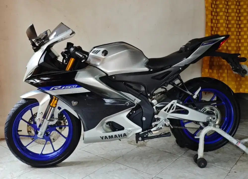 Yamaha R15M ABS QS
