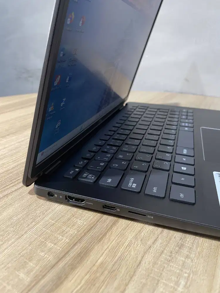 DELL 3301 CORE i5 GEN 8