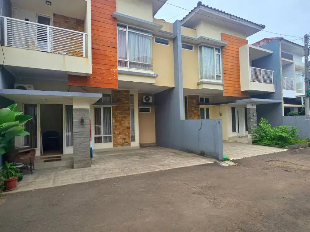 JUAL DIBAWAH NJOP! Rumah Dijual Jagakarsa. Cluster, Akses Jalan lebar