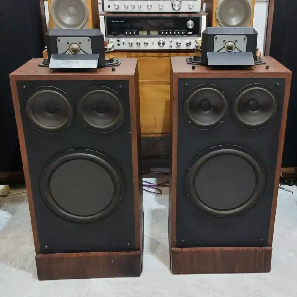 POLK AUDIO RTA 12 B Speaker