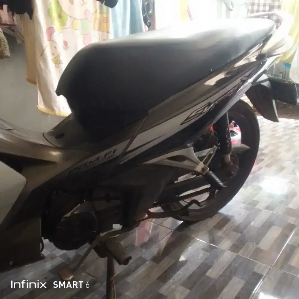 Honda Supra X 125 Helm In