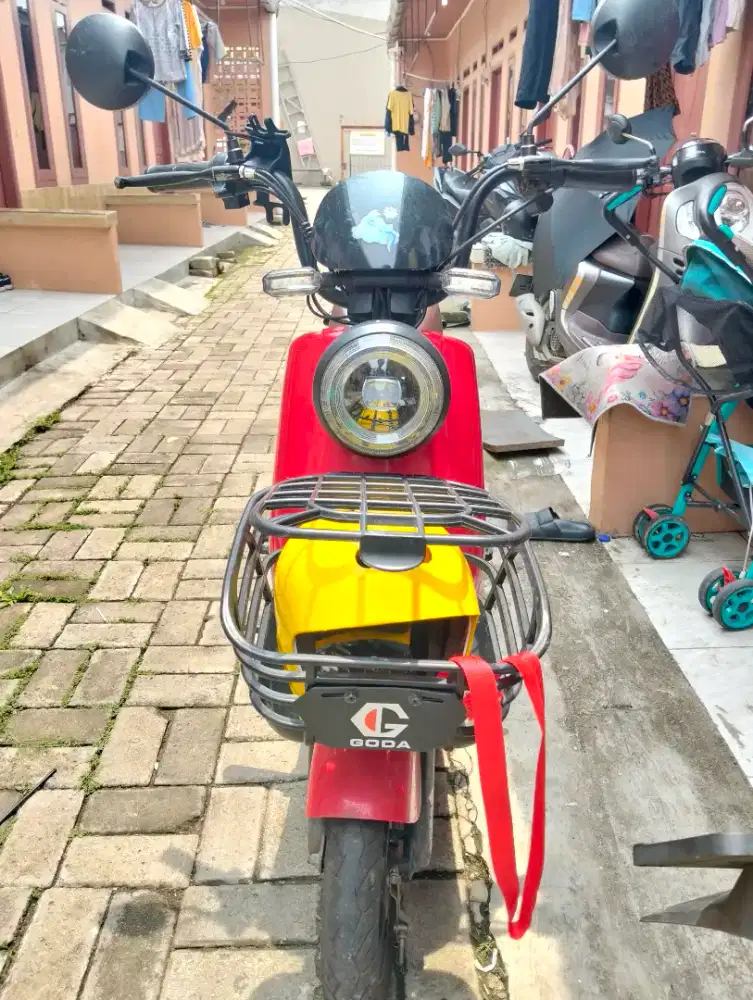 Sepeda listrik selis goda