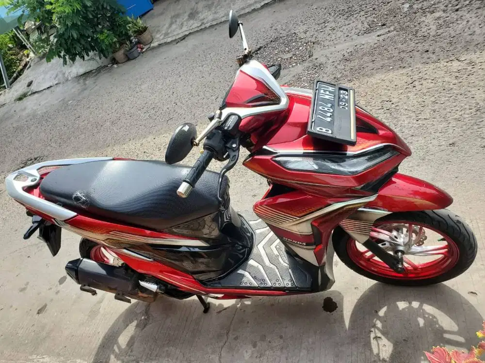 Dijual motor Vario 150 th 2018