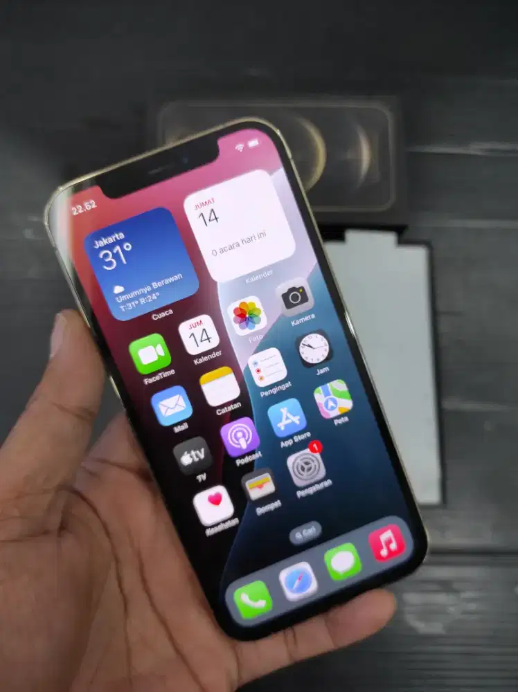 Iphone 12 pro 128 ibox
Garansi Resmi 
Bh 76%
Mulus 98%
Fullset origina