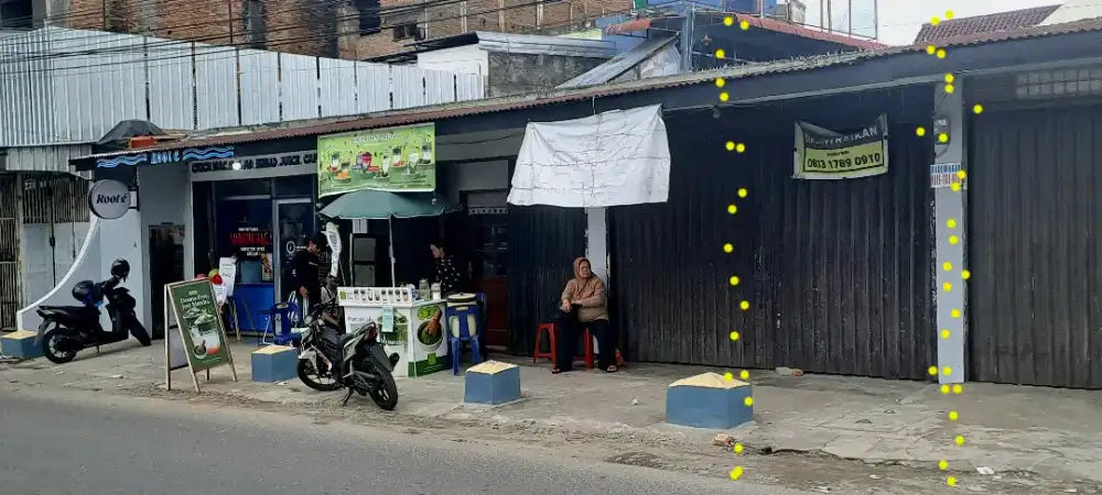 Kios usaha minimalis cantik lokasi strategis pinggir jalan Pahlawan