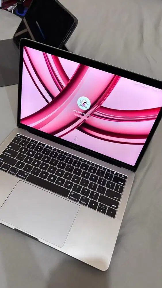 MacBook Pro 2017 Non Touchbar 8/256 GB