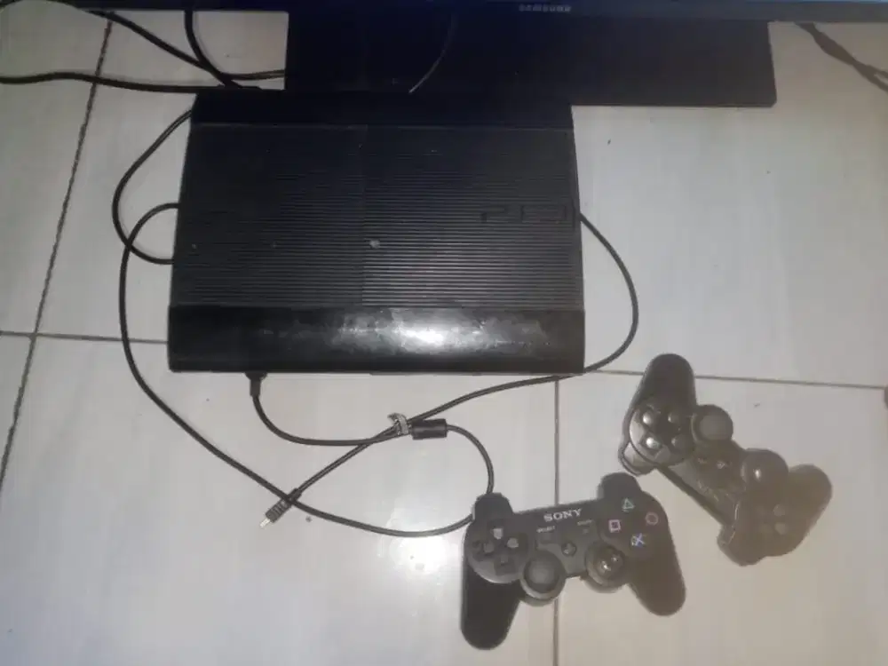 Tv led samsung 32 + Ps3 Super slim 500GB normal