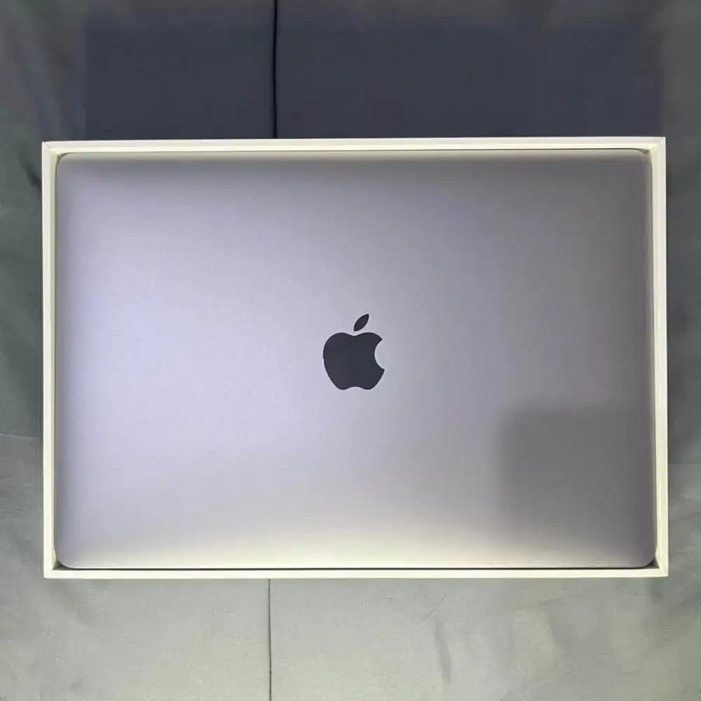 Macbook Air M1 8/256GB Space Grey Like New
