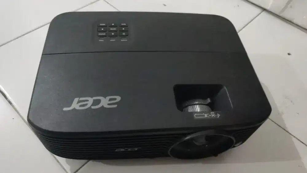 PROYEKTOR ACER BS 320