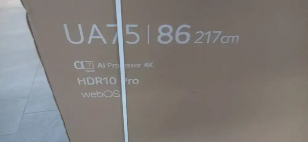 Di jual tv led merk LG type UA75 86 inch