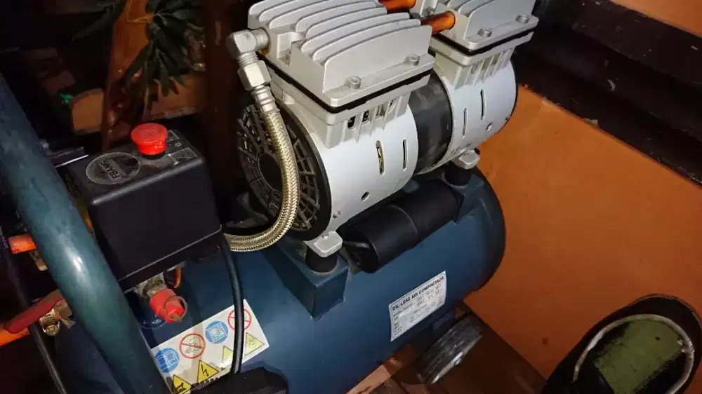 Kompresor silent izumi 1 Hp