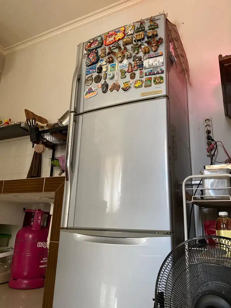 Jual cepat kulkas nego sampai jadi