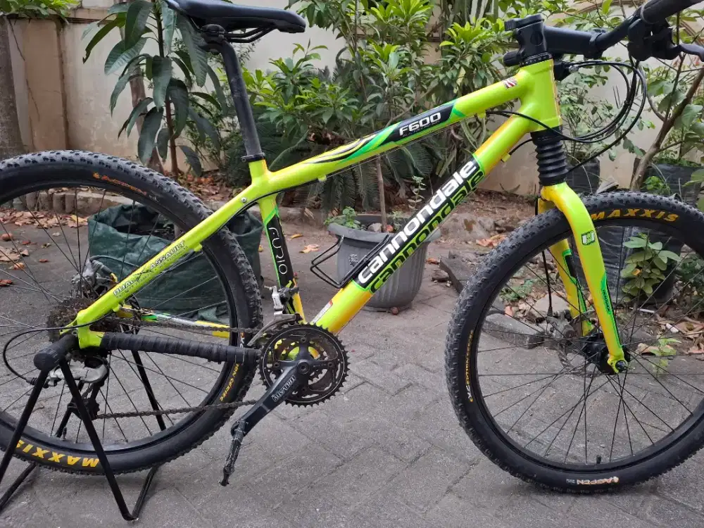 Sepeda Cannondale F600 Team SOBE MTB VINTAGE USA