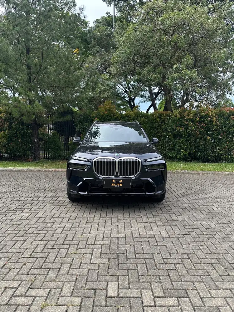 BMW X7 xDrive40i M Sport LCi 2025