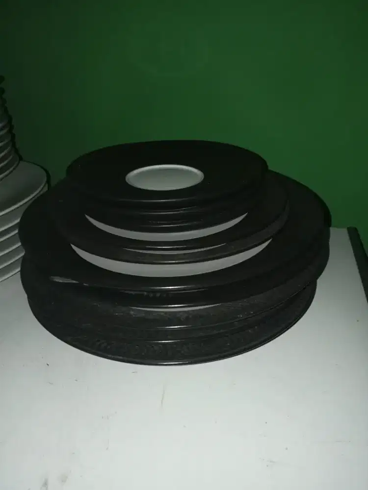 Dijual Cepat Piring Keramik