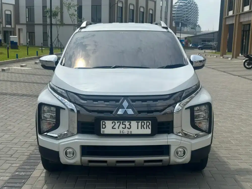 Xpander Cross AT 2021 Putih KM 44rb