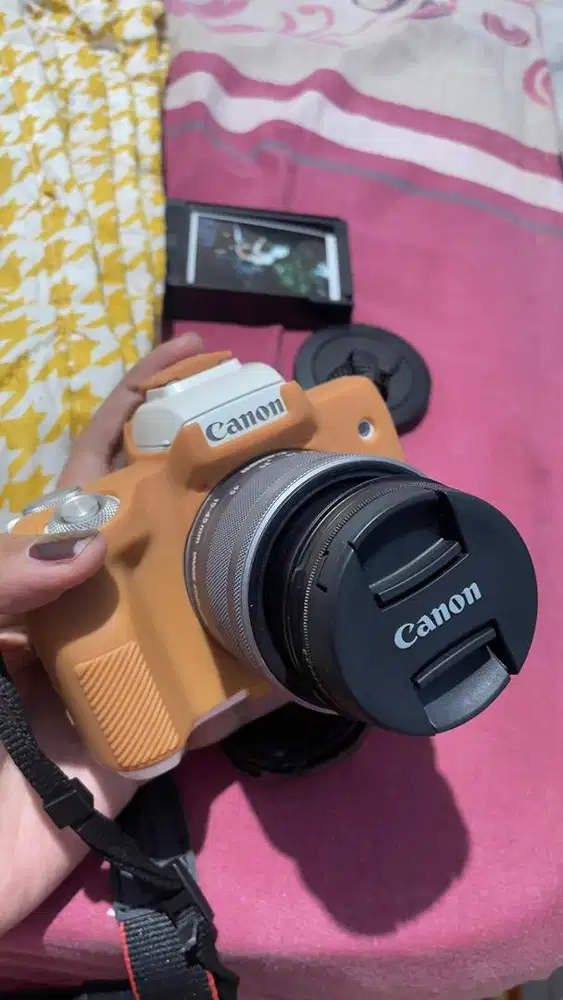 Canon EOS M50 Kit Mirrorless Camera