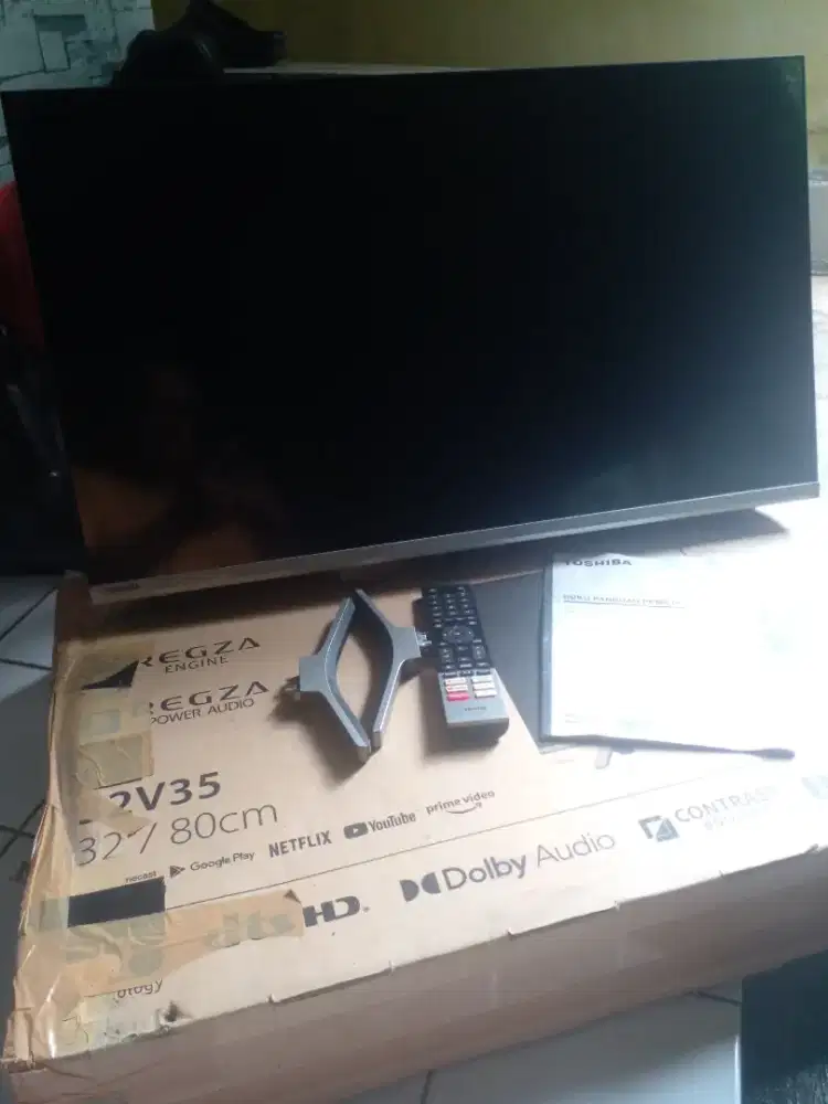 Android TV TOSHIBA 32 V35 Minus