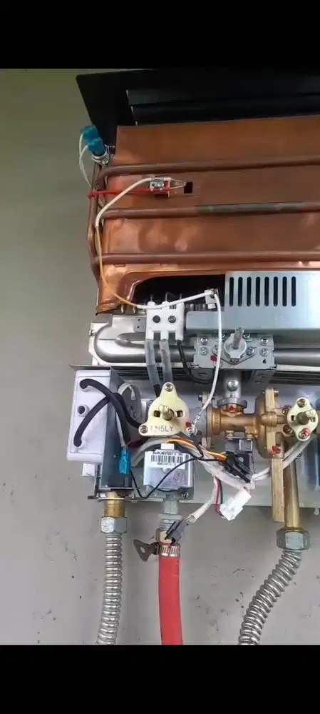 Jasa servis waterhiter