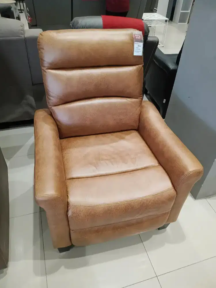 Dijual cepat sofa recliner single