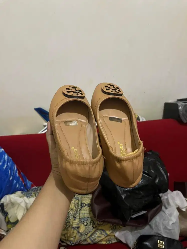 Sepatu kerja Gratica / flatshoes kondisi bagus uk