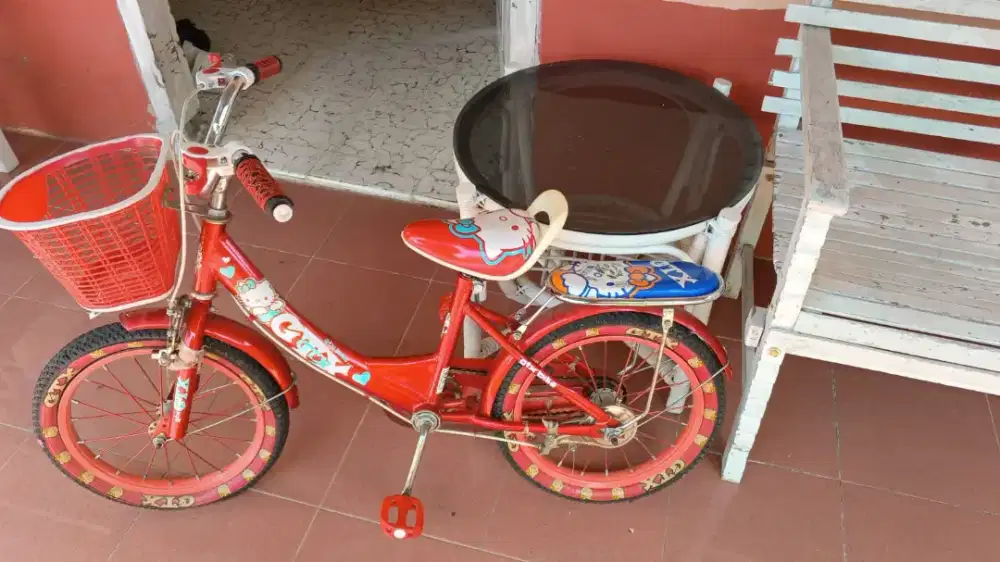 SEPEDA ANAK PEREMPUAN USIA 4-7 TAHUN .MERK GTX SERI 16 INCH