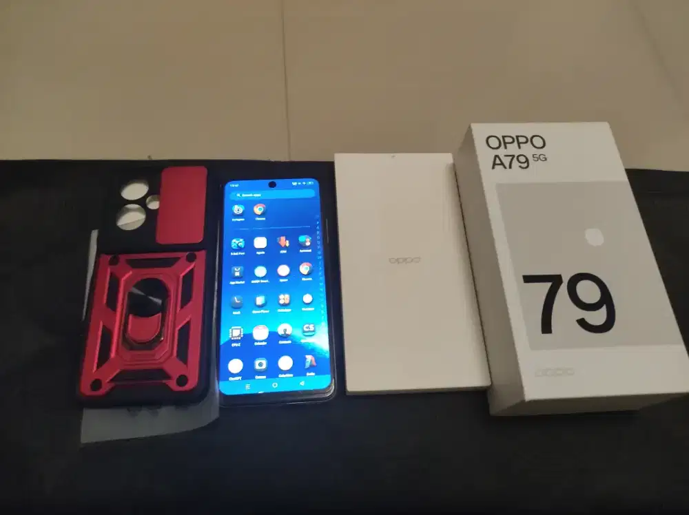 Oppo A79 5G 8+8/256GB
