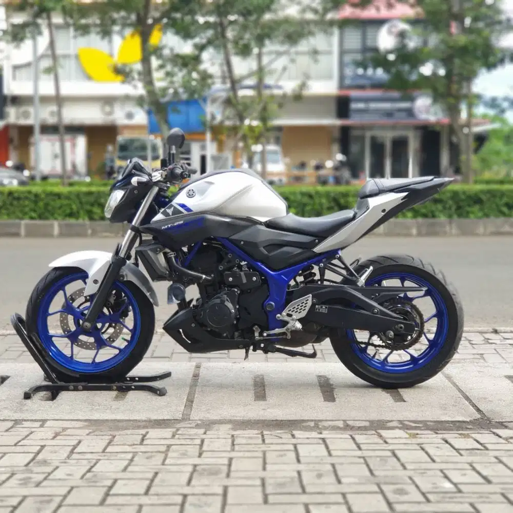 YAMAHA MT25 OLD SILVER 2015 KM RENDAH PAJAK PANJANG SIAP RIDING