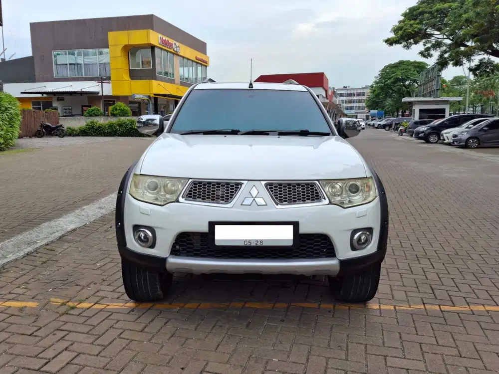 Mitsubishi Pajero Dakkar AT 2012 Putih