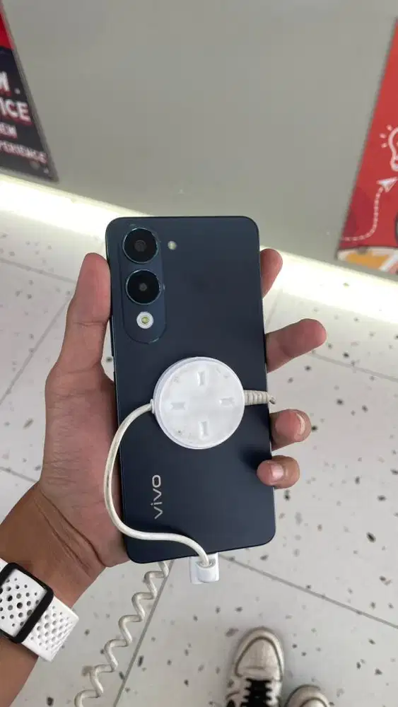 Vivo y04s ram 8/64GB