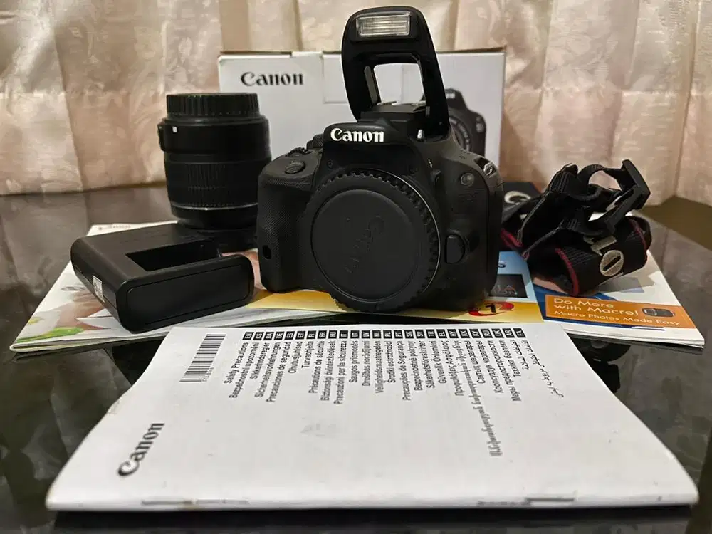 Kamera DSLR Canon 100D Touchscreen likenew full kit