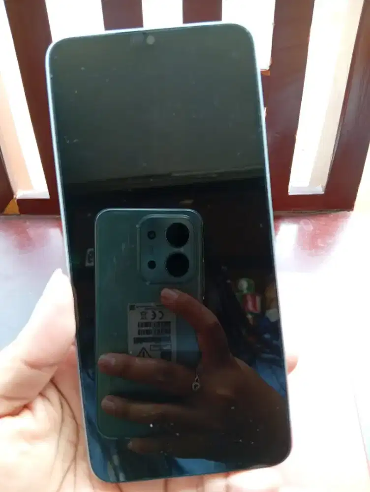 Jual : Redmi 13C RAM 8+4/256 (Bekas Mulus). Pemakaian pribadi.
