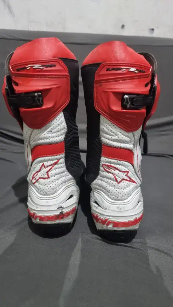 Dijual sepatu balap alpinestar super R tech ukuran 39