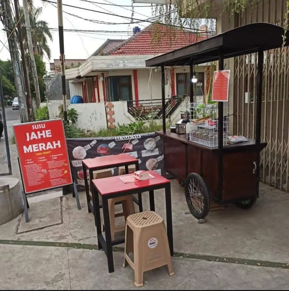 Lowongan Kerja Penjaga Outlet / Lapak Susu Wedang Jahe