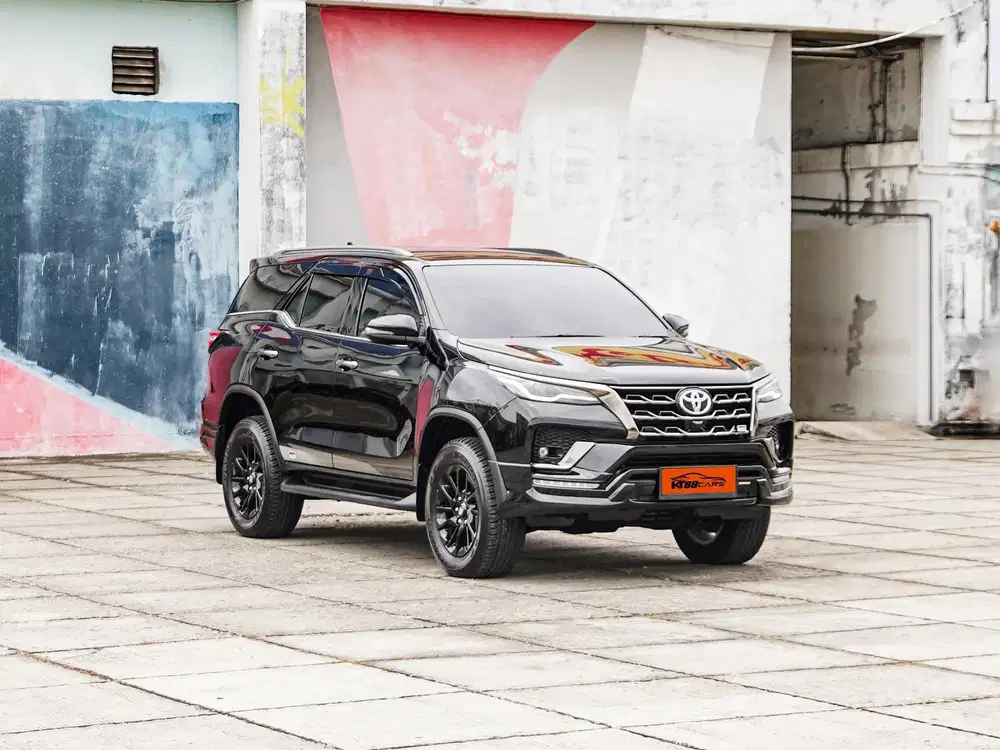 TOYOTA FORTUNER 2.8 GR SPORT AT 2022