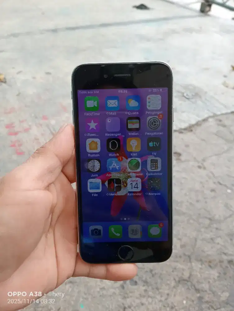 Jual cepat IP6 16gb minus iCloud nyangkut All operator