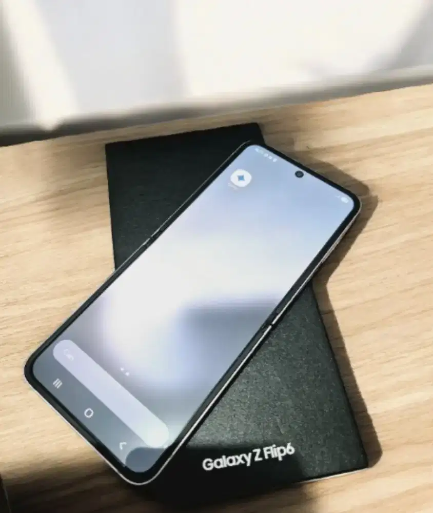 Hp samsung z flip 6 ram12 256gb 5g lte second lengkap resmi ya