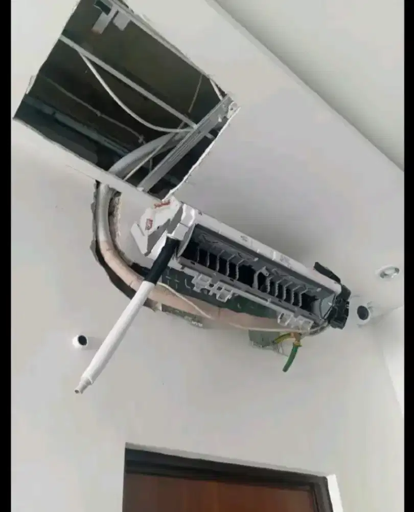 SERVICE AC MAINTENANCE DAN PERBAIKAN