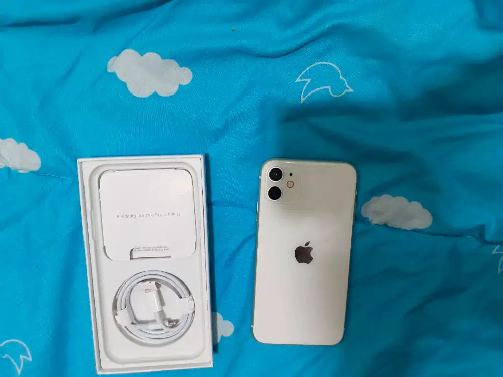 Iphone 11 128gb bayr di tempat murh