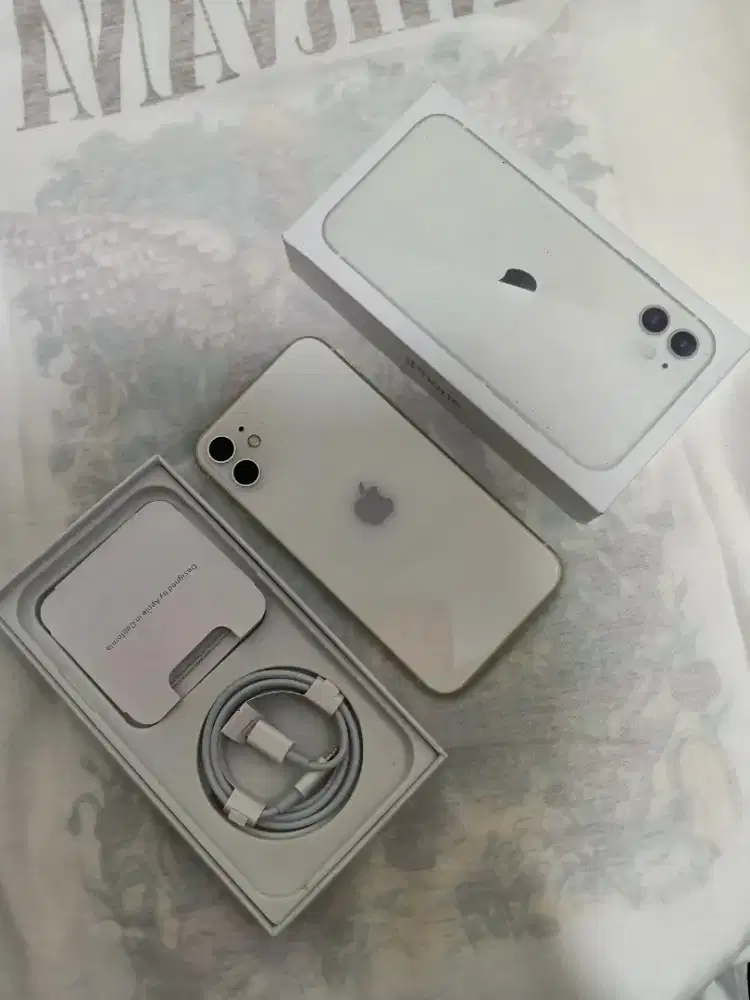 Iphone 11 128gb sudah jaminan