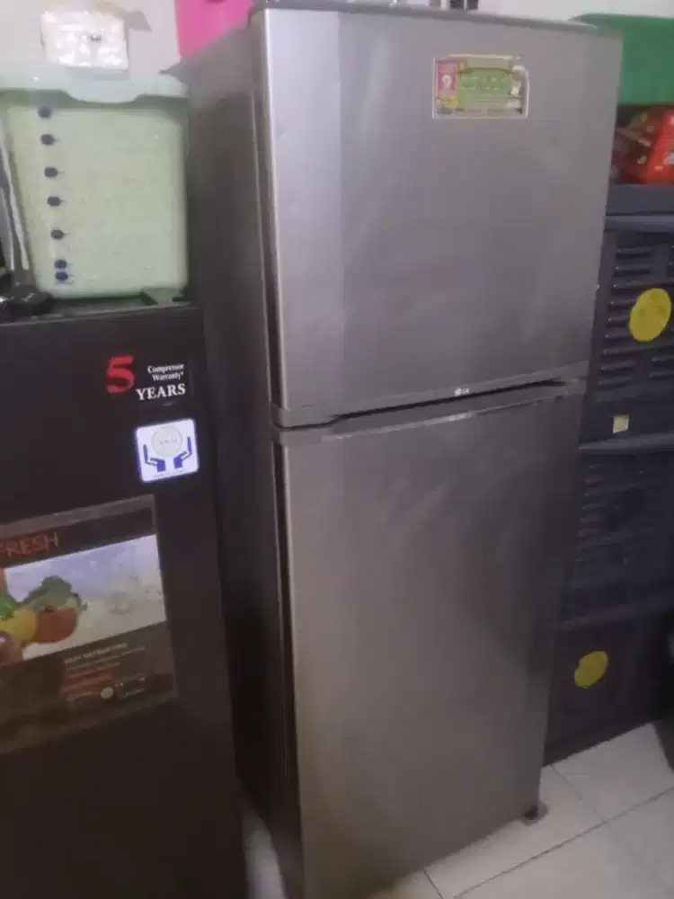 Kulkas lG 2 pintu ori normal