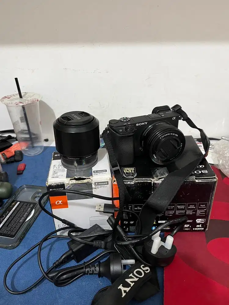 Sony A6400 + Kit + Lensa E50MM