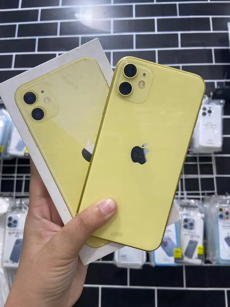 IPHONE 11 128 GB IBOX BH 72 ORI FULSET MULUS BEBAS CEK NEGO