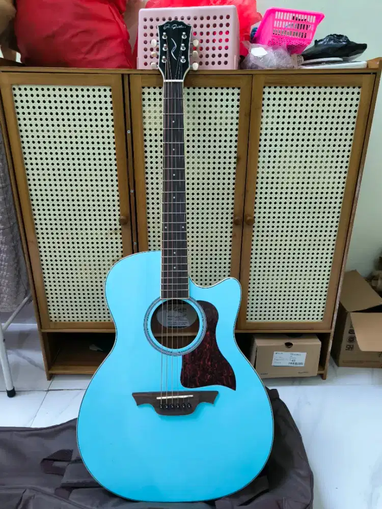 Gitar akustik elektrik JS Guitars JSO40SCE