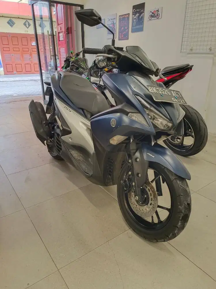 Yamaha Aerox 155 VVA ABS Keyless Remote 2017 warna Biru Silver Aeroks