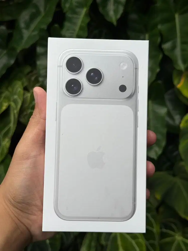 Iphone 17 Pro 256gb Silver (NEW)